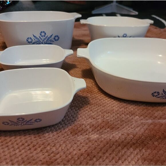 5 piece Corning Ware Blue Flowers - Picture 1 of 7